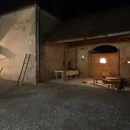 Chambres D'hotes Dessine-moi Un Chemin Couette-café *
