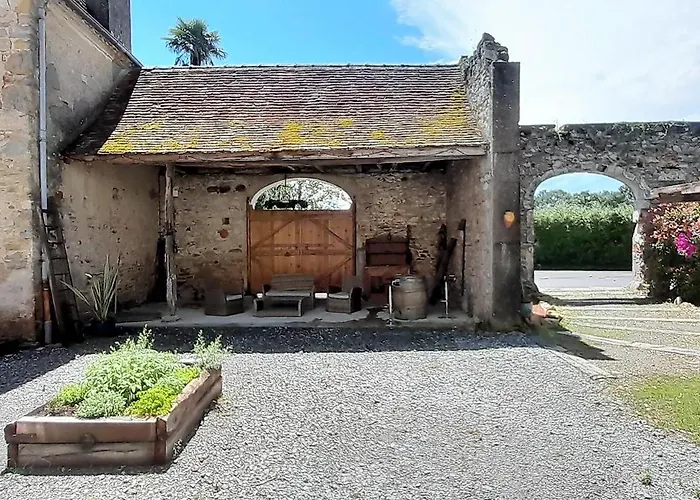 Chambres D'hotes Dessine-moi Un Chemin Bed & Breakfast Sauvelade